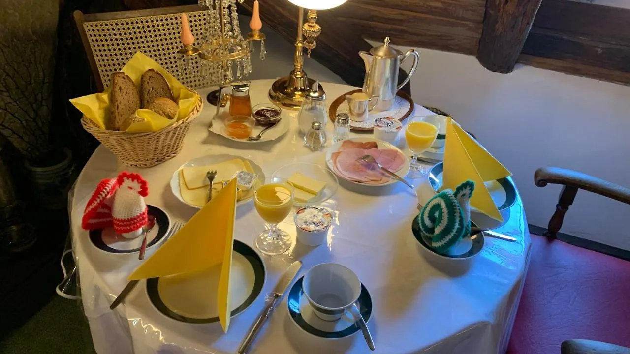 Hotel Zum Riesen - Aelteste Fuerstenherberge Deutschlands Miltenberg 2*,  Alemanha